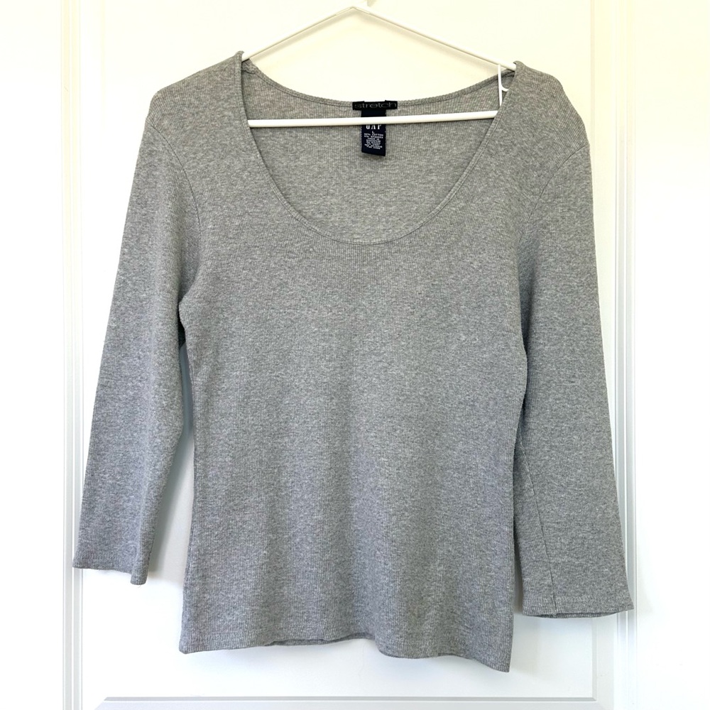Vintage 2000’s Gap Gray Ribbed Knit Long Sleeve Top